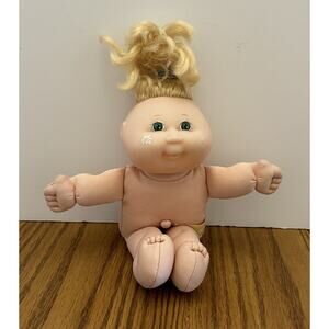 Cabbage Patch Kids Doll Garden Fairies Lilly Flower 1995 Blonde Hair Green Eyes